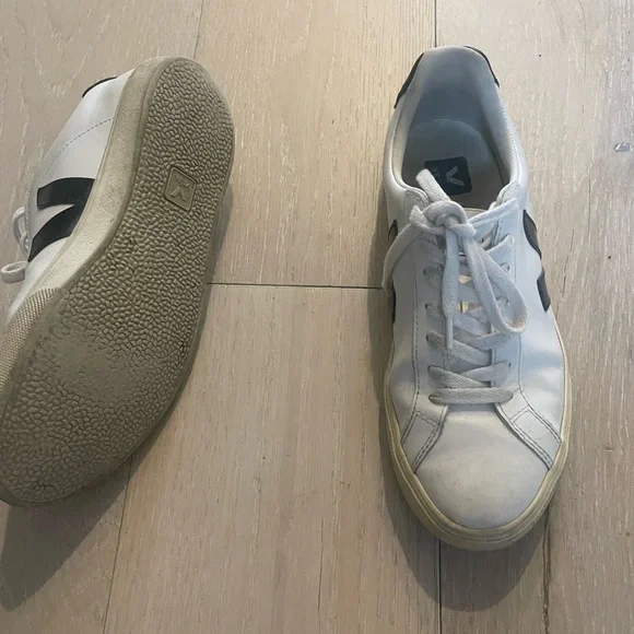 Veja campos shoe. White and black - Picture 5 of 7